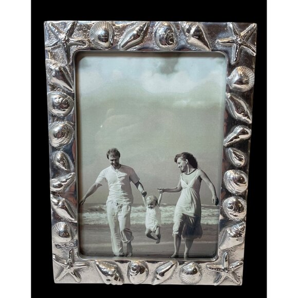 Mariposa Silver-Tone Sea-Inspired Picture Frame 5 by 7 With Shell & Starfish Des - Picture 1 of 11